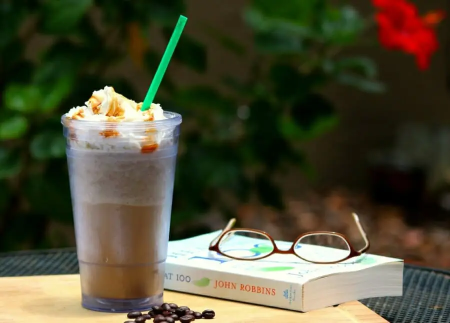 toelage Pacifische eilanden Kluisje Hoe zelf een Frappuccino maken » Vivakoffie