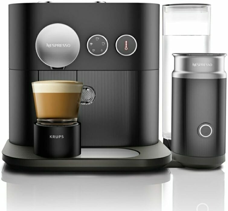 Aanhankelijk Gietvorm Mars Nespresso Expert & Milk review » Vivakoffie